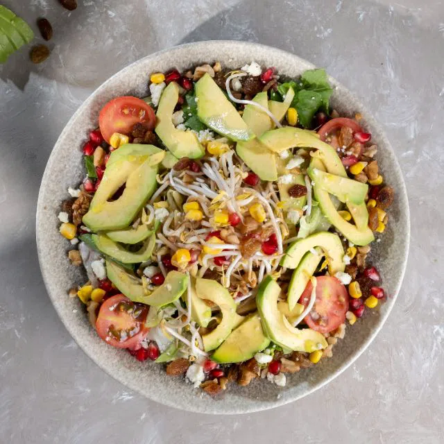 Avokado Salata