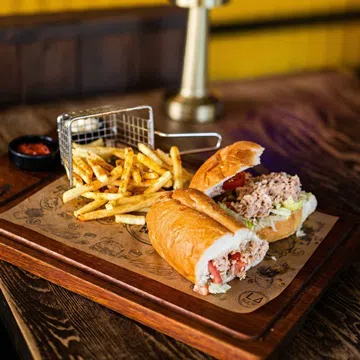 TUNA SANDWICH