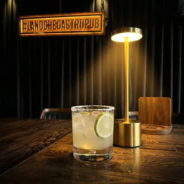 GIN FIZZ