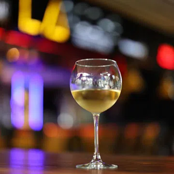 WHITE WINE GLASS