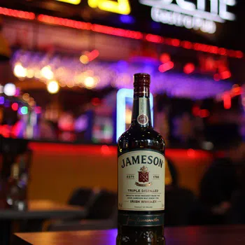 DOUBLE JAMESON