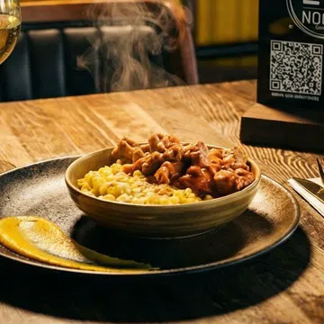 MAC AND CHEESE