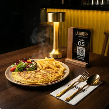 OMELETTE WITH SAUSAGE