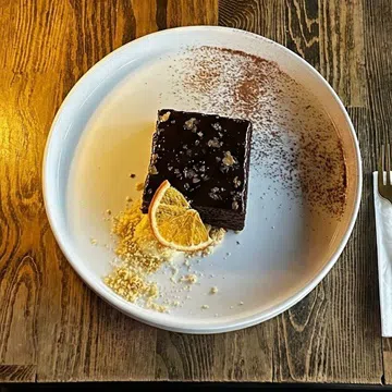 BROWNIE