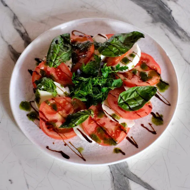 Mozzarella Caprese