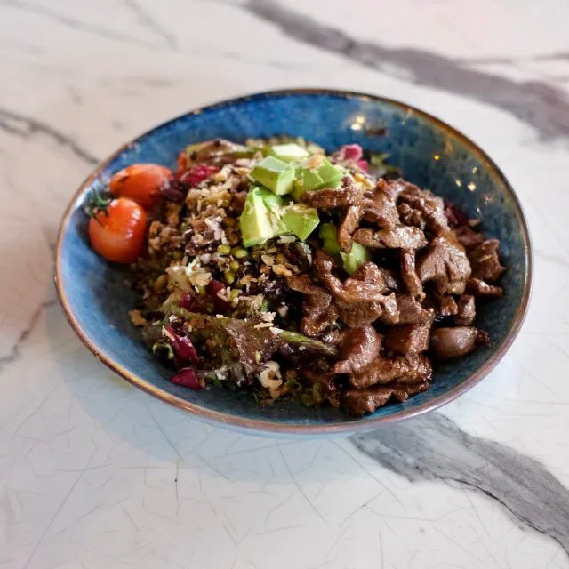 Avokado Bonfile Salata