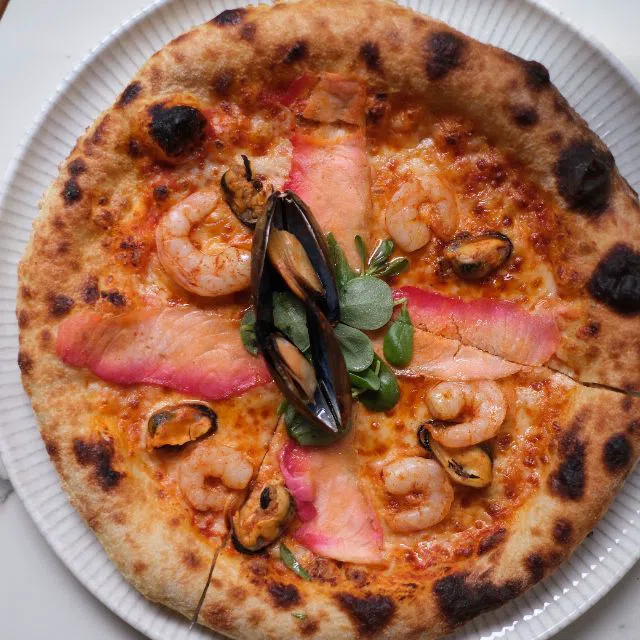 Deniz Mahsullü Pizza