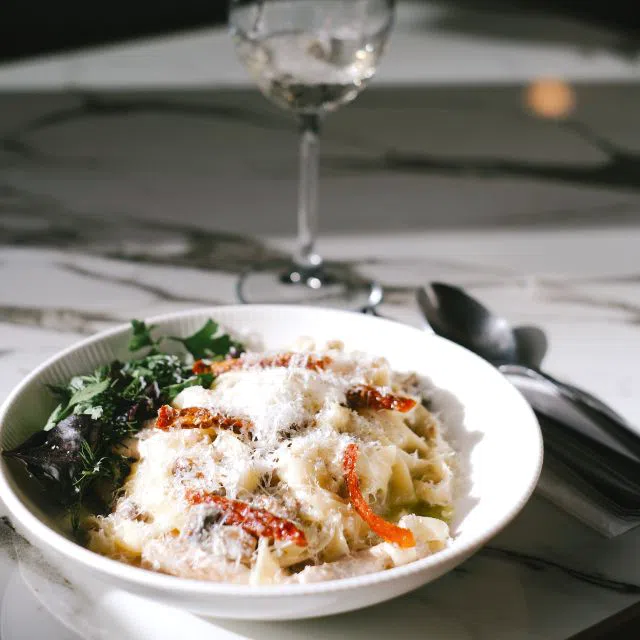 Fettuccine Alfredo